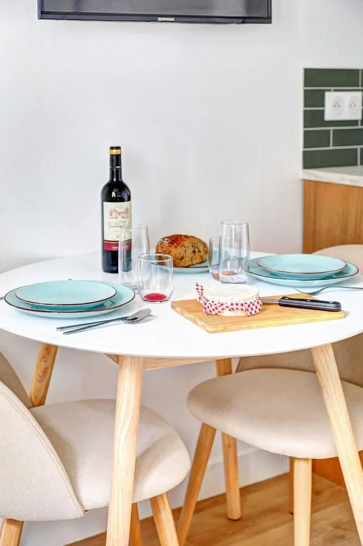 5022 Suite Sandra - Charming Apartment Paris 18Eme 0*,